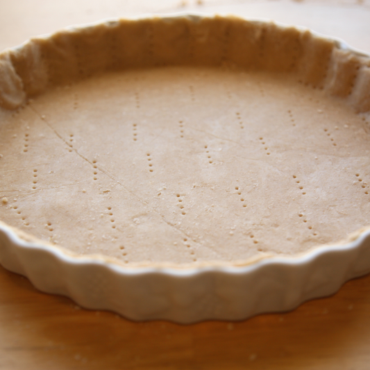 Date Sugar Pie Crust // Refined Sugar Free