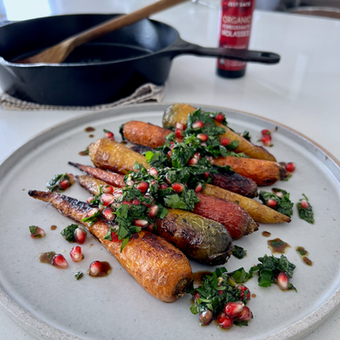 Roasted Carrots with Pomegranate Relish