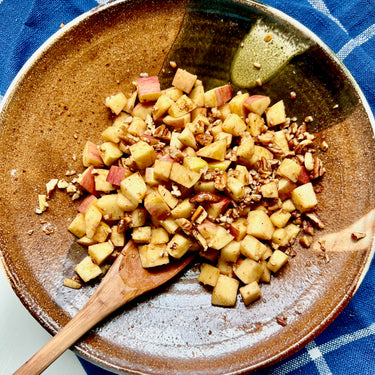 Apple and Pecan Haroseth