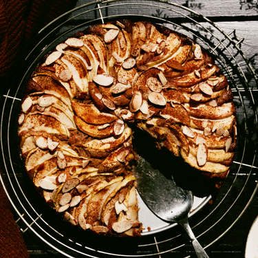 Date Eplekake (Norwegian Apple Cake)